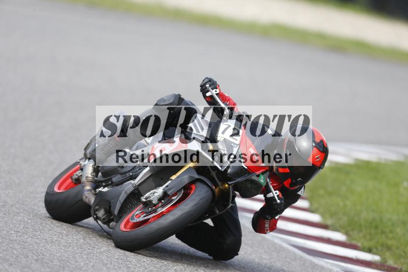 /53 16.09.2025 Track Day Domi Aegerter ADR/Gruppe gruen/72